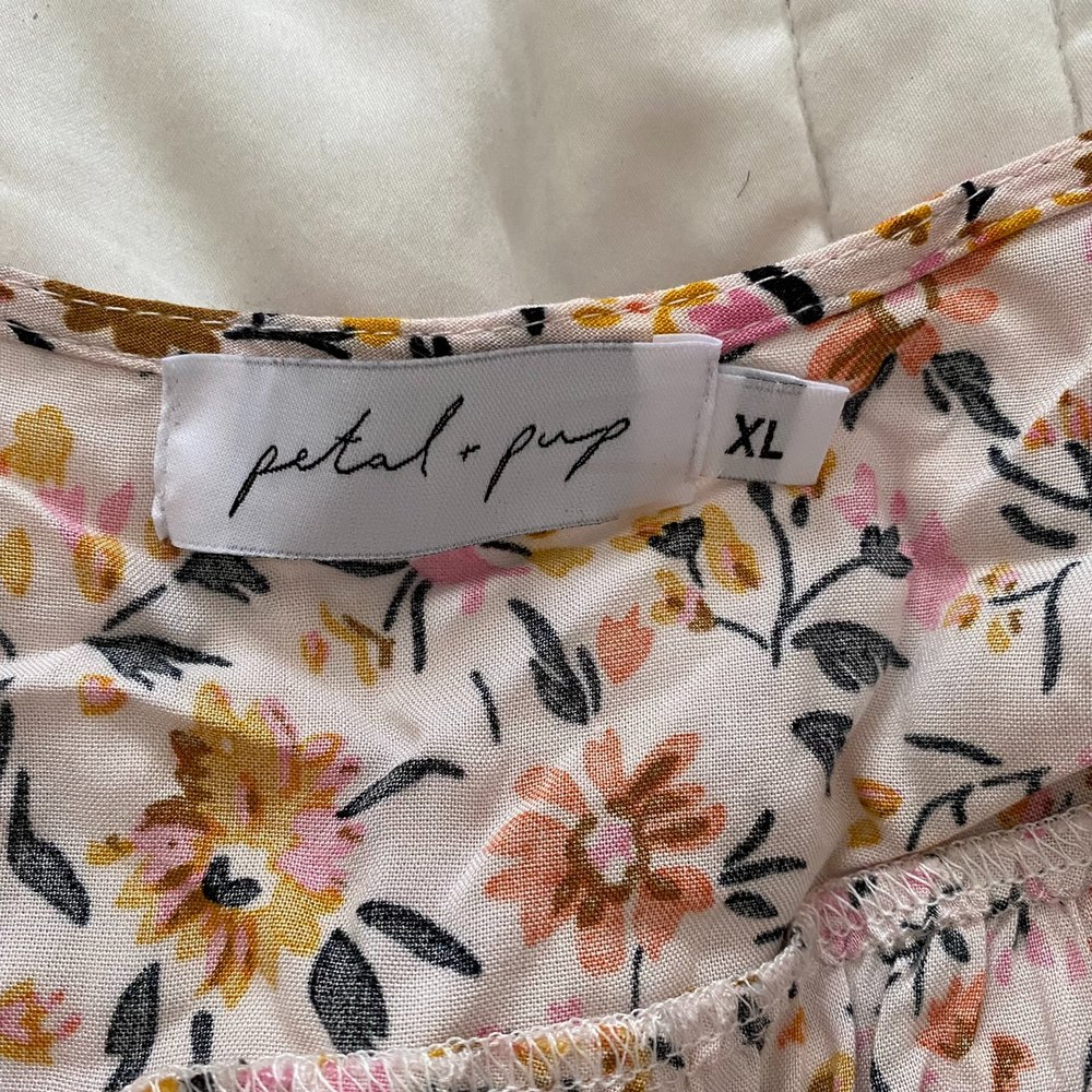 Petal + Pup Floral Maxi Dress - Picture 6 of 7